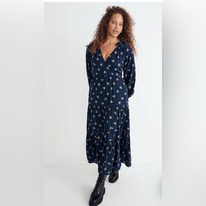 Madewell Challis Midi Dress Navy Blue Floral Print Boho Feminine Style Small